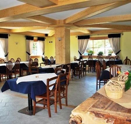 Agriturismo Chalet Caribona Villa Valdisotto Exteriör bild